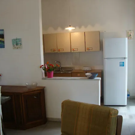 Viale Dei Pini Apartment